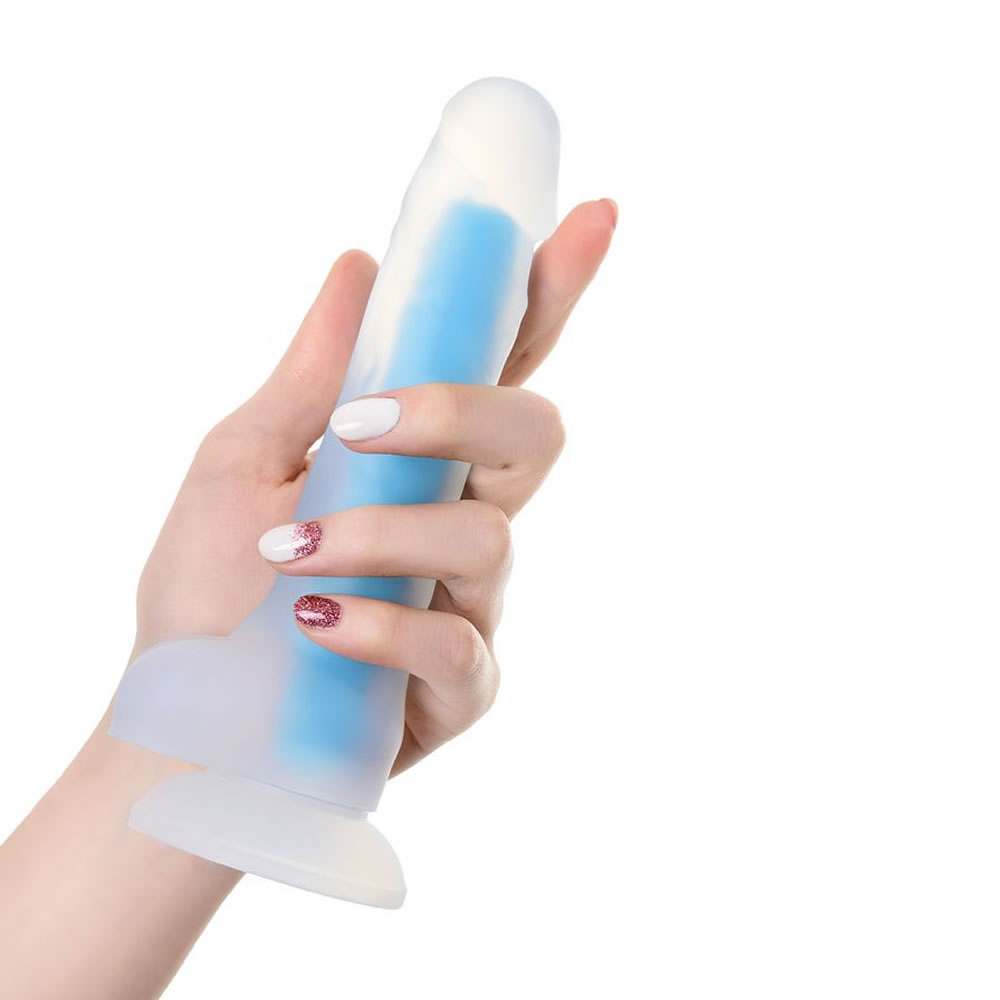 karanlikta-parlayan-18-cm-vantuzlu-dildo-penis-mavi-4