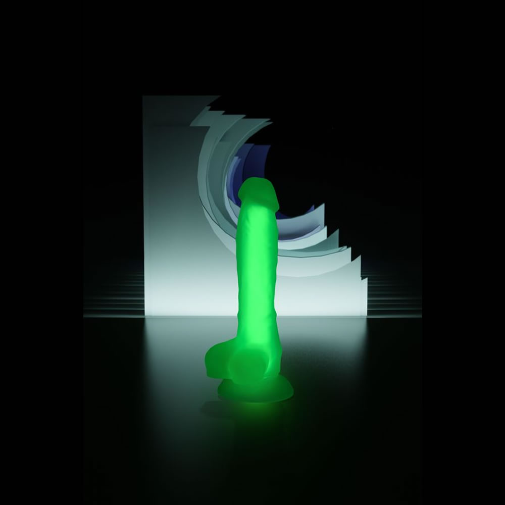 karanlikta-parlayan-18-cm-vantuzlu-dildo-penis-yesil-6