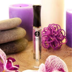 Cilek-ve-Sampanya-Aromali-Dudak-Parlatici